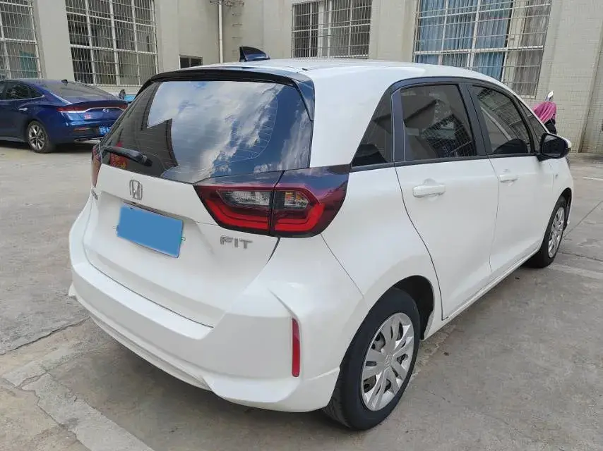 2022 HONDA FIT thumbnail 4