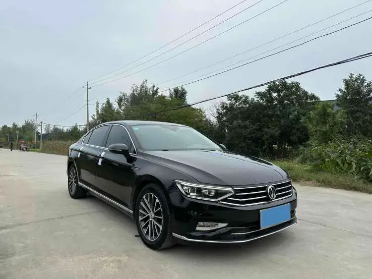 2020 VOLKSWAGEN MAGOTAN thumbnail 3