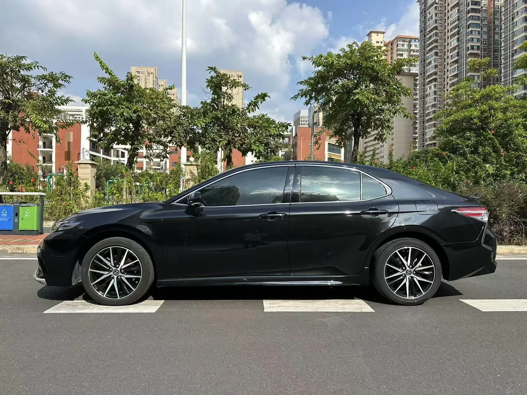 2021 TOYOTA CAMRY thumbnail 4