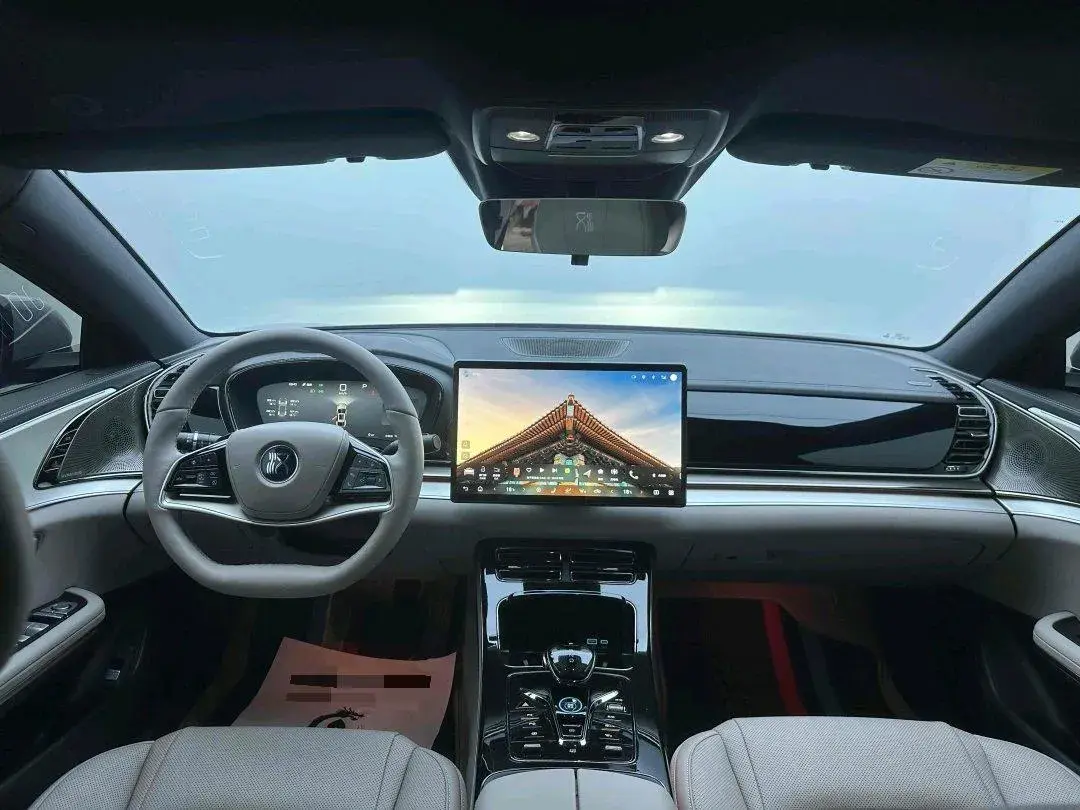 2025 BYD HAN thumbnail 3