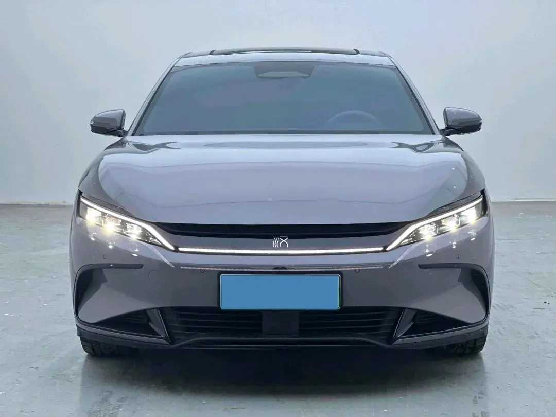 2025 BYD HAN thumbnail 2