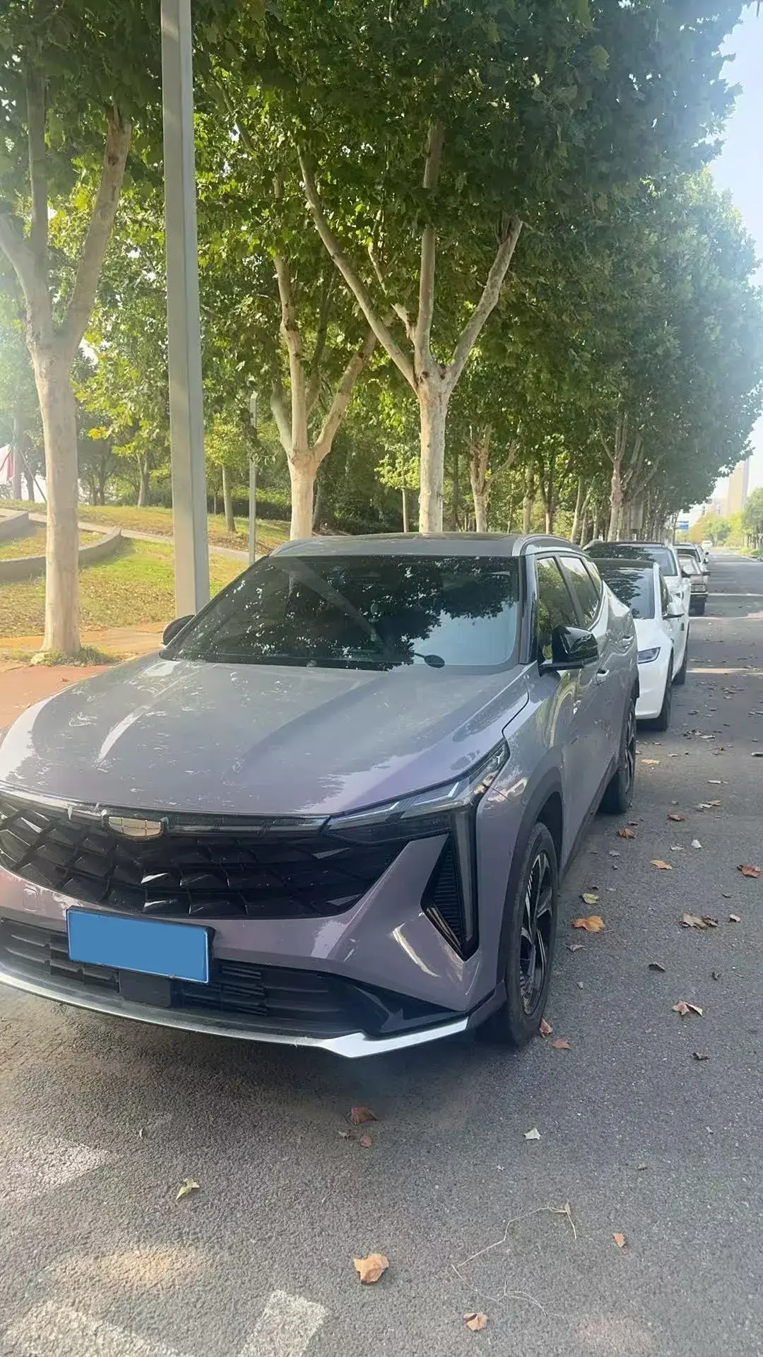 2023 GEELY AZKARRA view 1