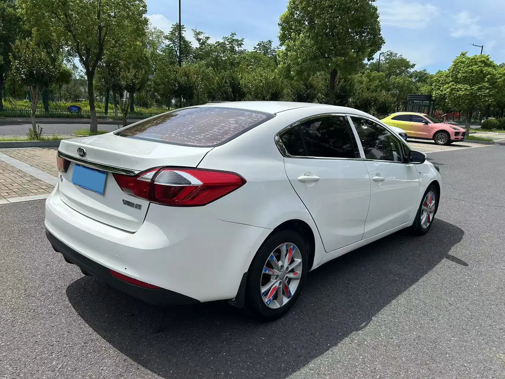 2016 KIA K3 thumbnail 4