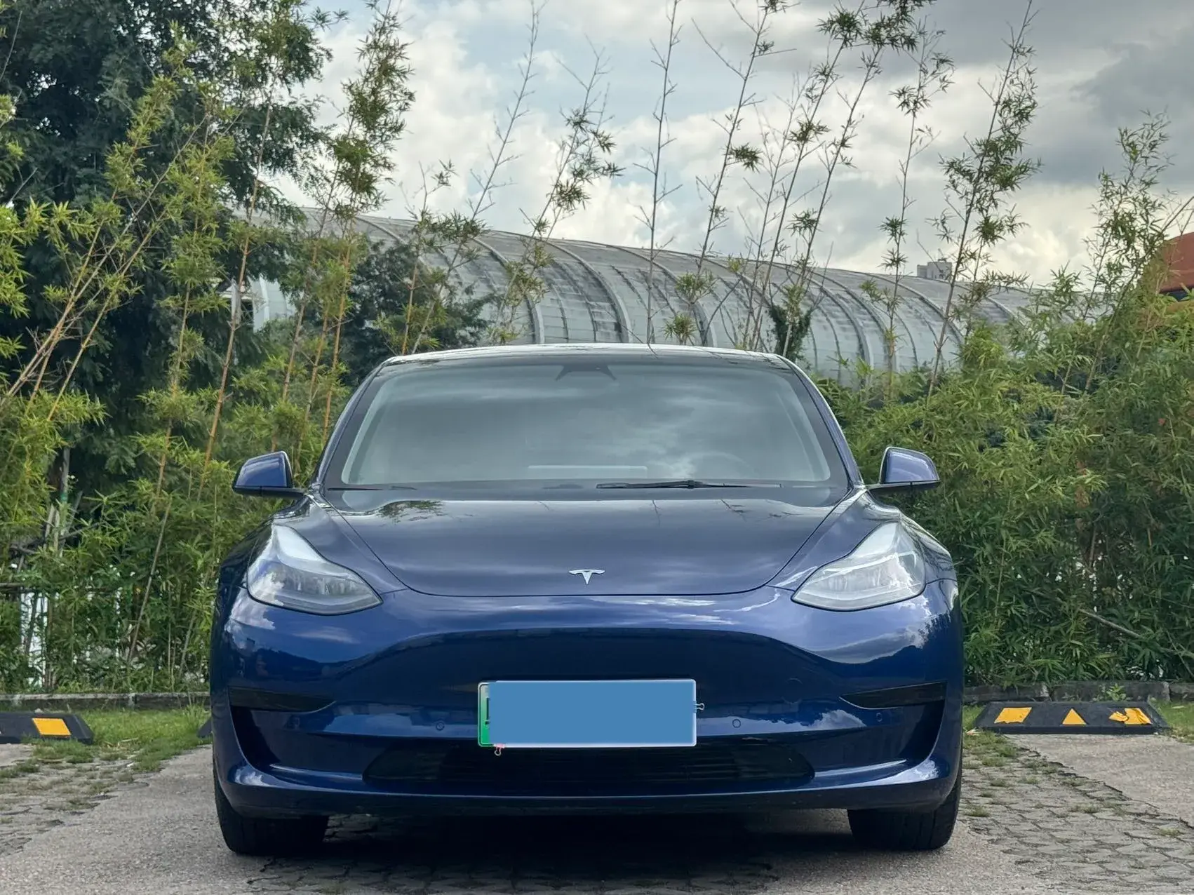 2021 TESLA MODEL thumbnail 2