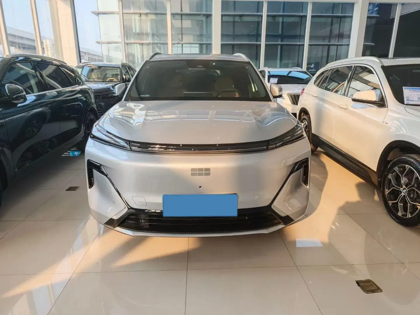 2025 GEELY GALAXY thumbnail 2