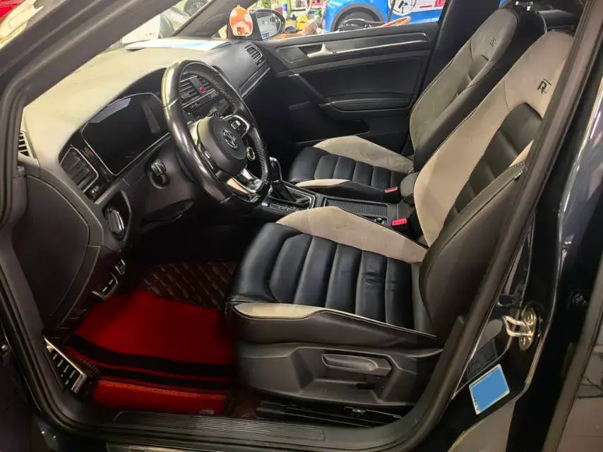 2020 VOLKSWAGEN GOLF thumbnail 4