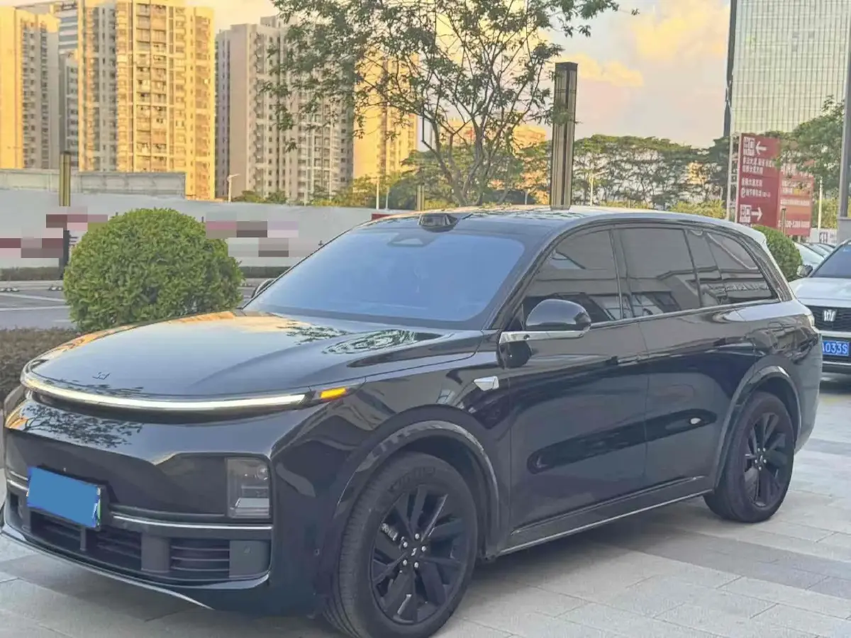 2023 Li L8 Range Extended 154HP REEV 40.9KWH