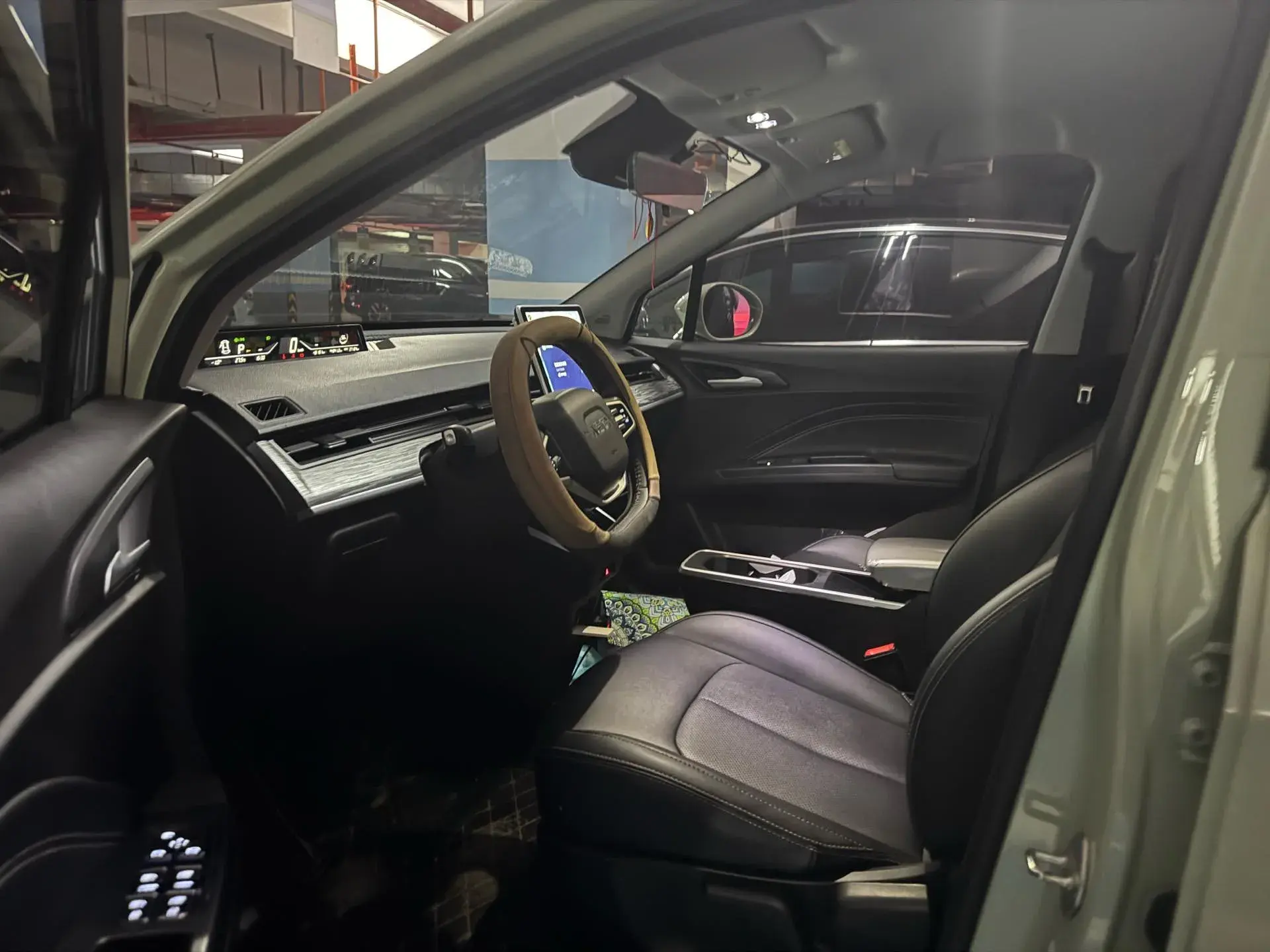 2023 NETA AYA thumbnail 2