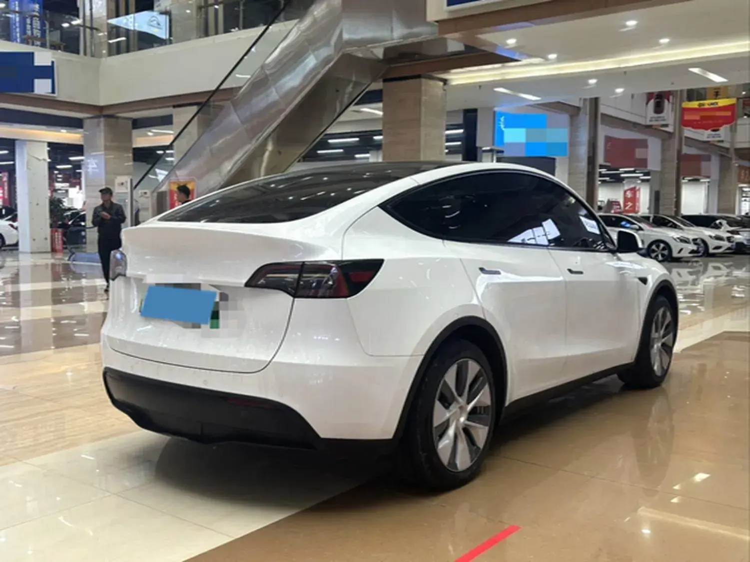 2022 TESLA MODEL thumbnail 3