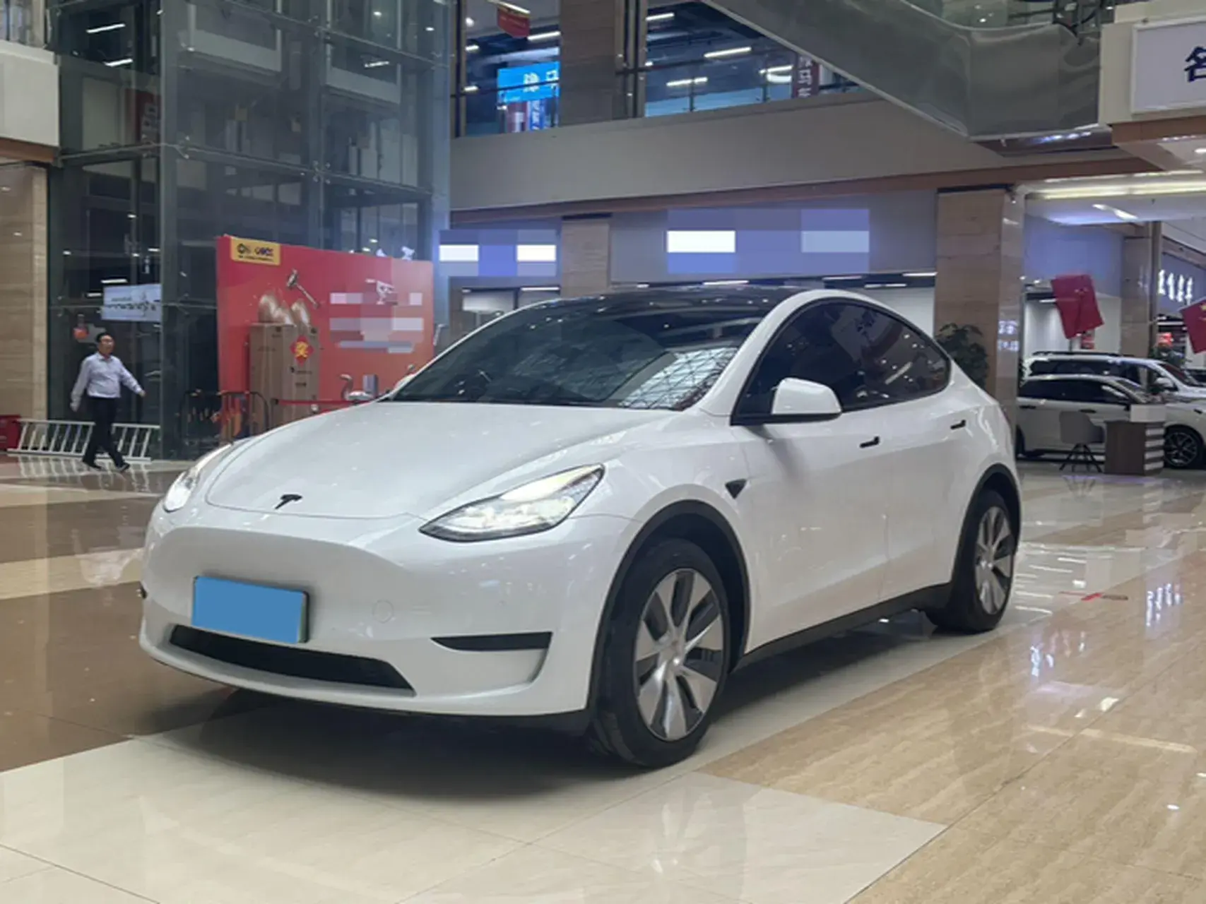 2022 TESLA MODEL view 1