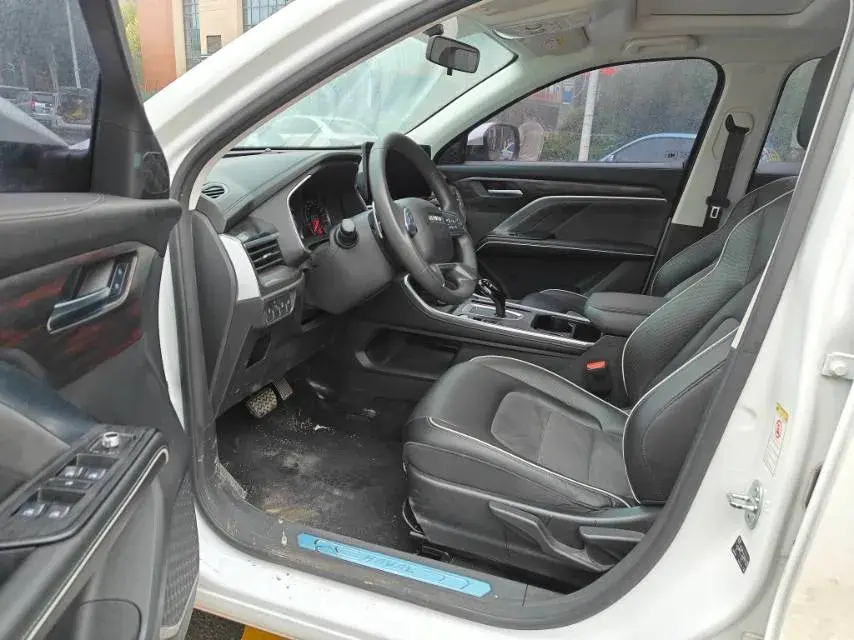 2023 HAVAL H6 thumbnail 4