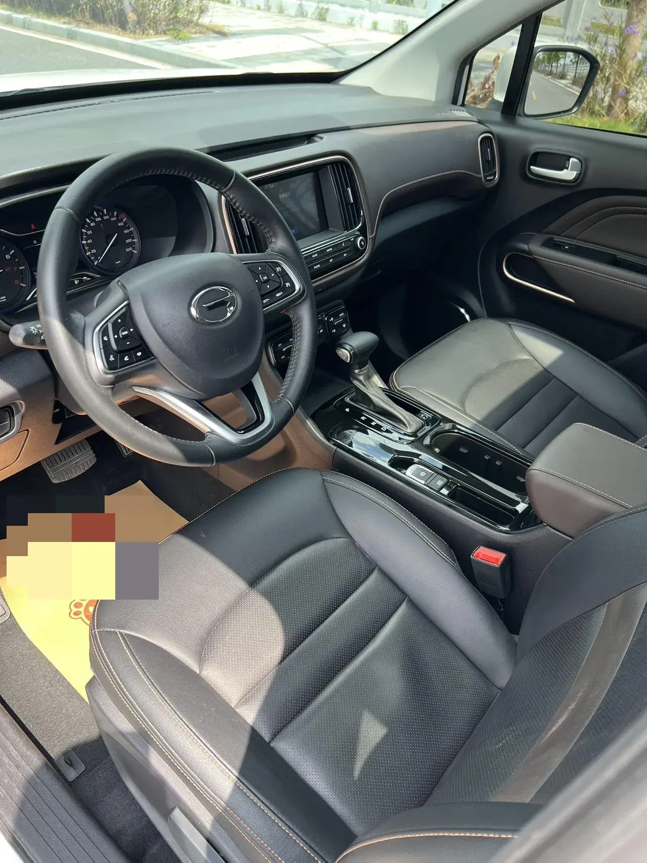 2019 GAC TRUMPCHI thumbnail 4