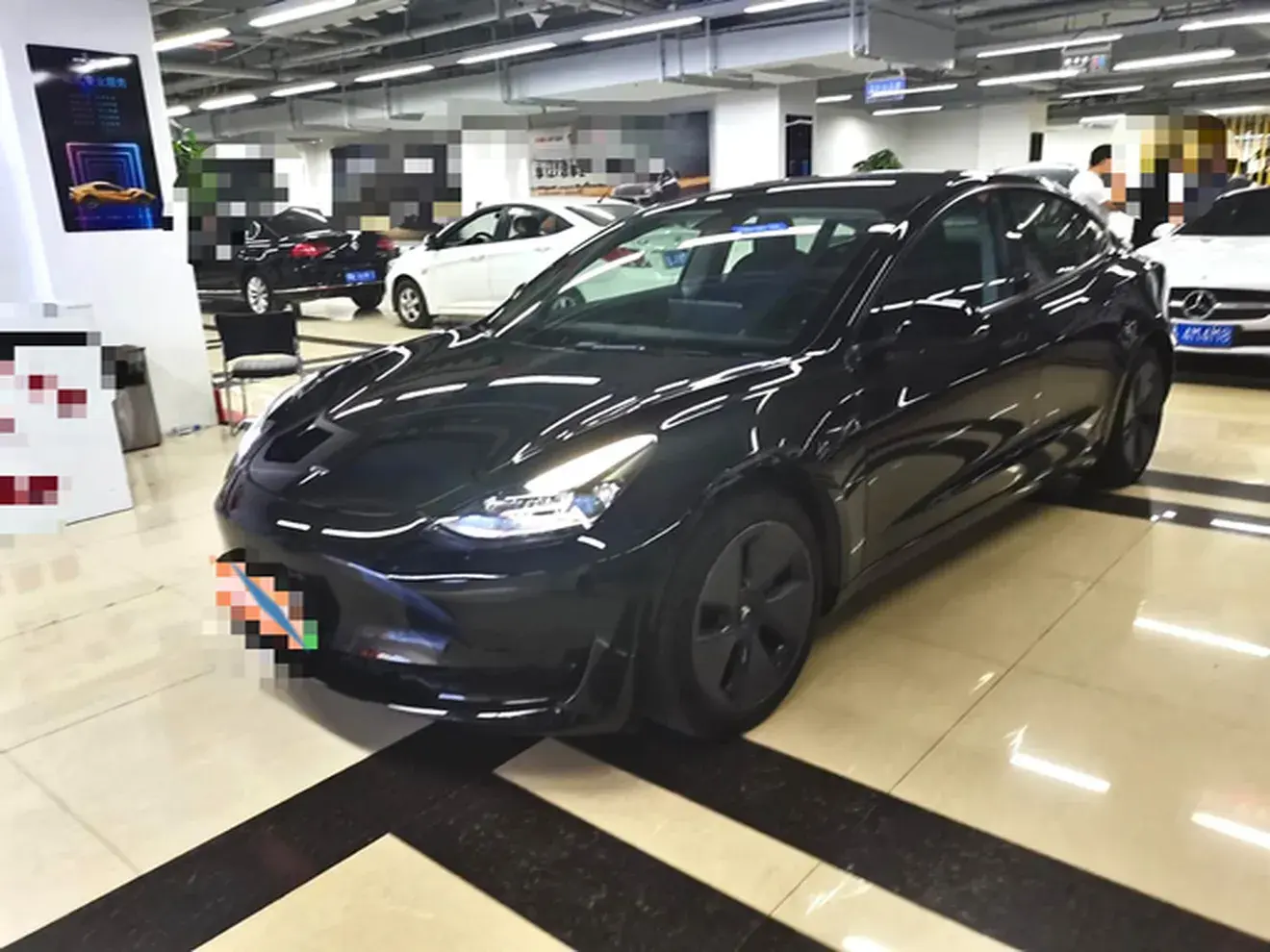 2021 TESLA MODEL view 1