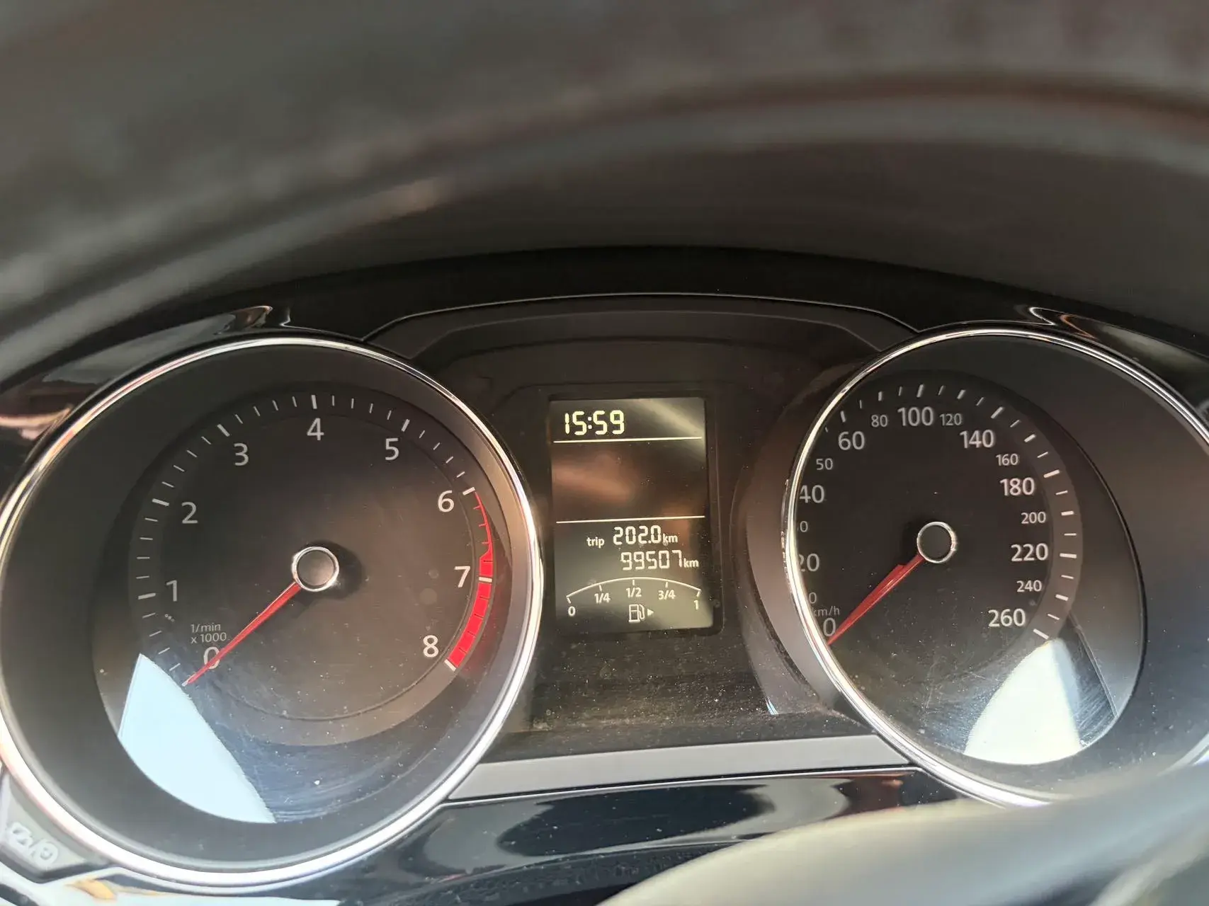 2018 VOLKSWAGEN SAGITAR thumbnail 4