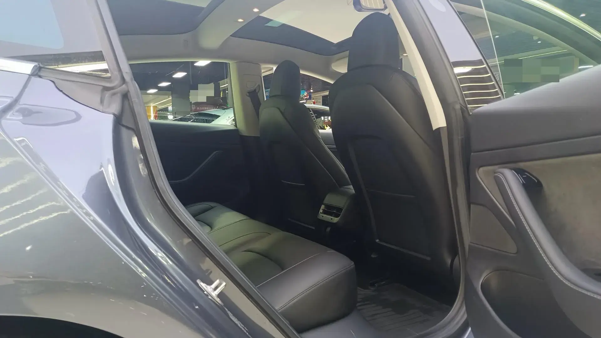 2019 TESLA MODEL thumbnail 3