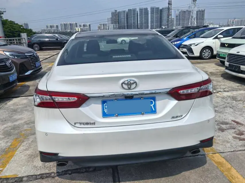 2021 TOYOTA CAMRY thumbnail 3