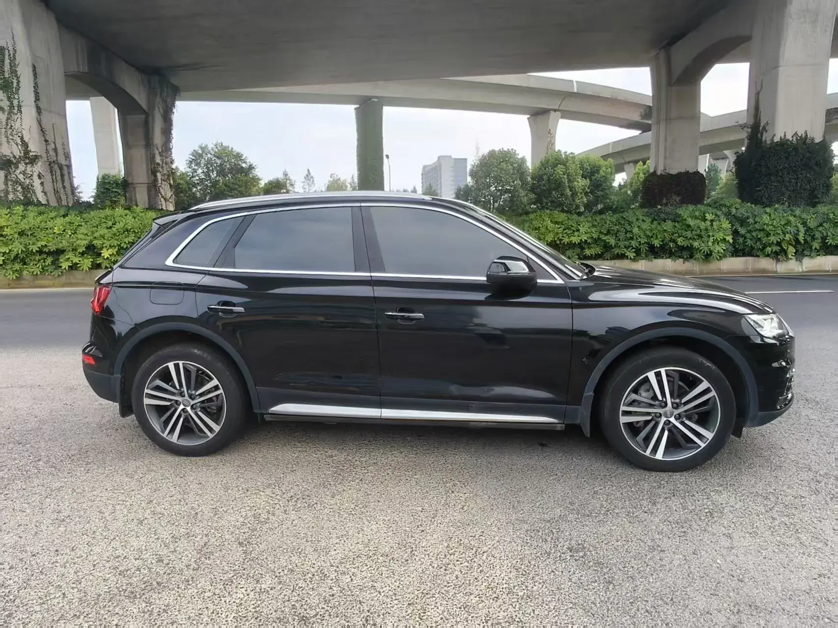 2020 AUDI Q5L thumbnail 4