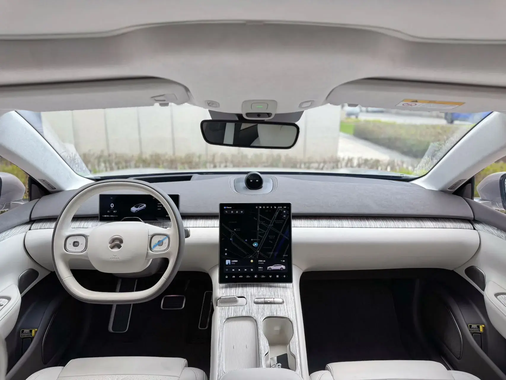 2024 NIO ET7 thumbnail 4