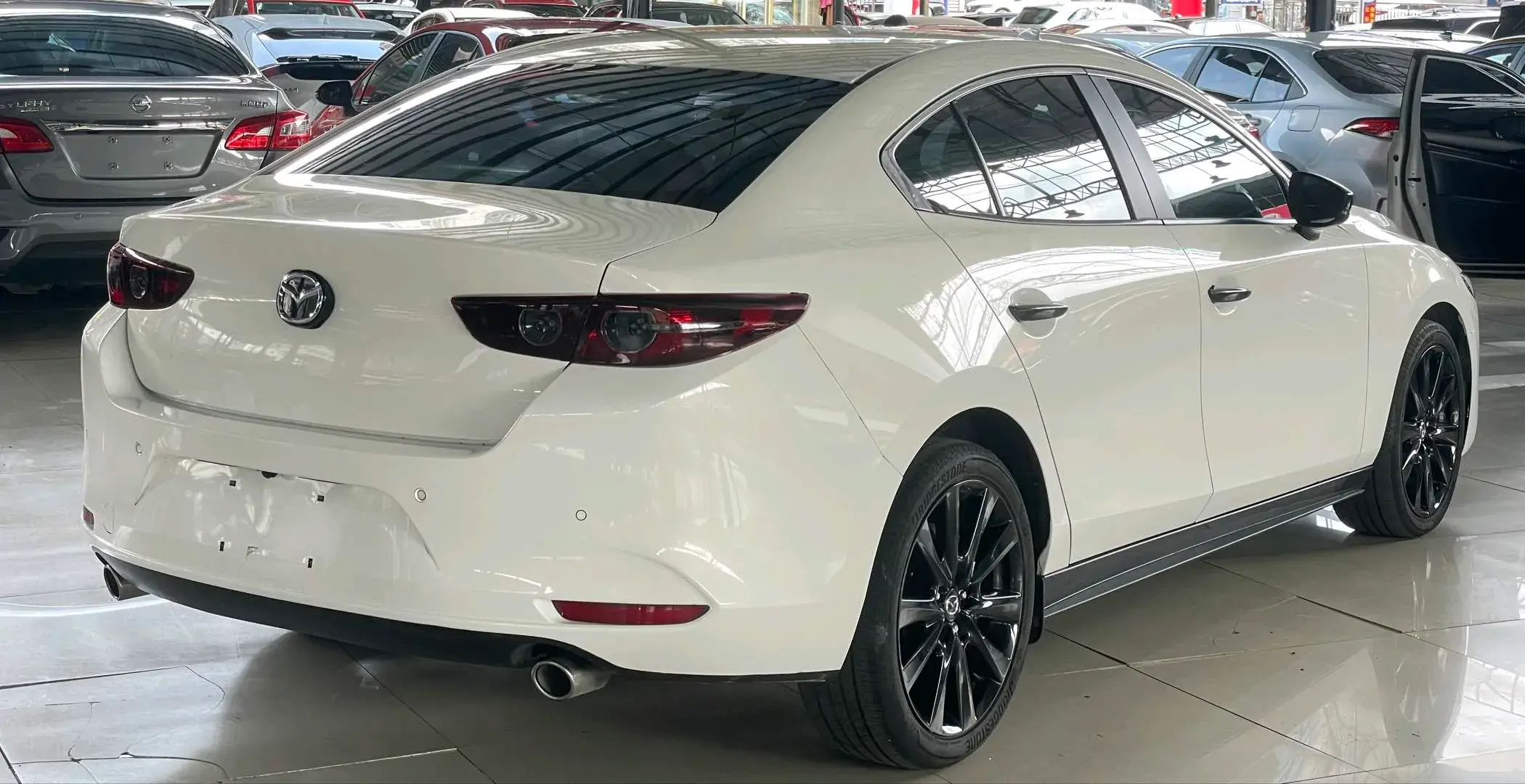 2022 MAZDA 3 thumbnail 3