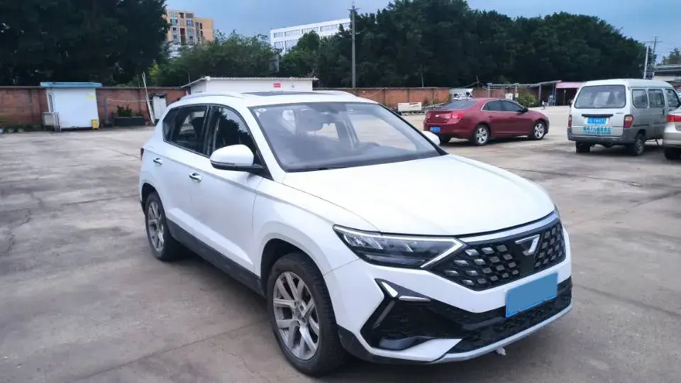 2023 JETTA VS5 thumbnail 3