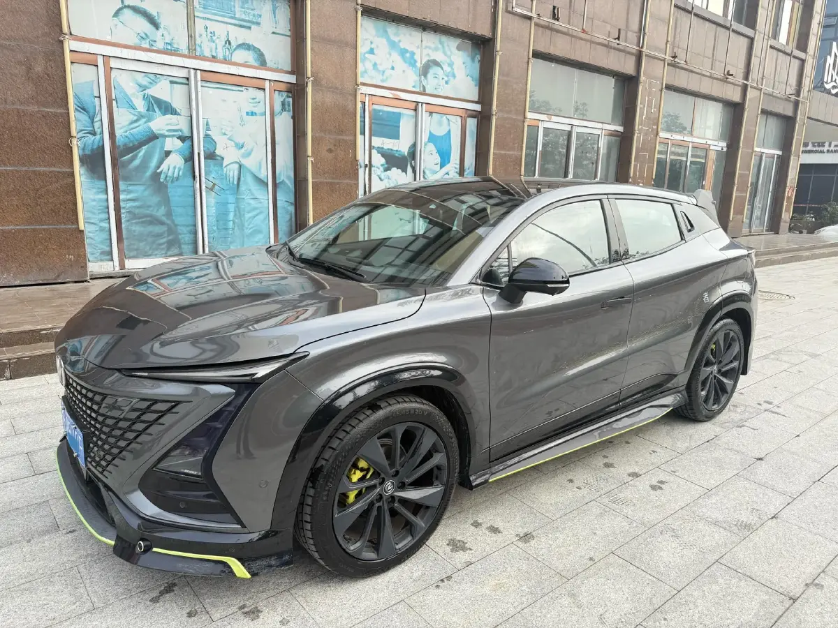 2022 ChangAn UNI-T 1.5T 188HP L4 7DCT