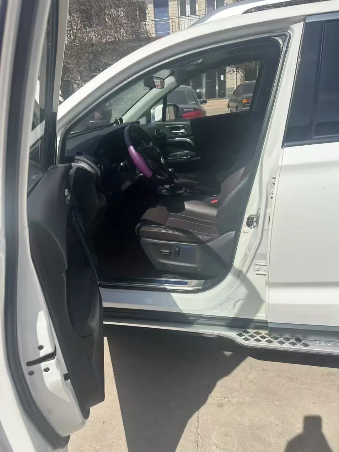 2018 GAC TRUMPCHI thumbnail 3