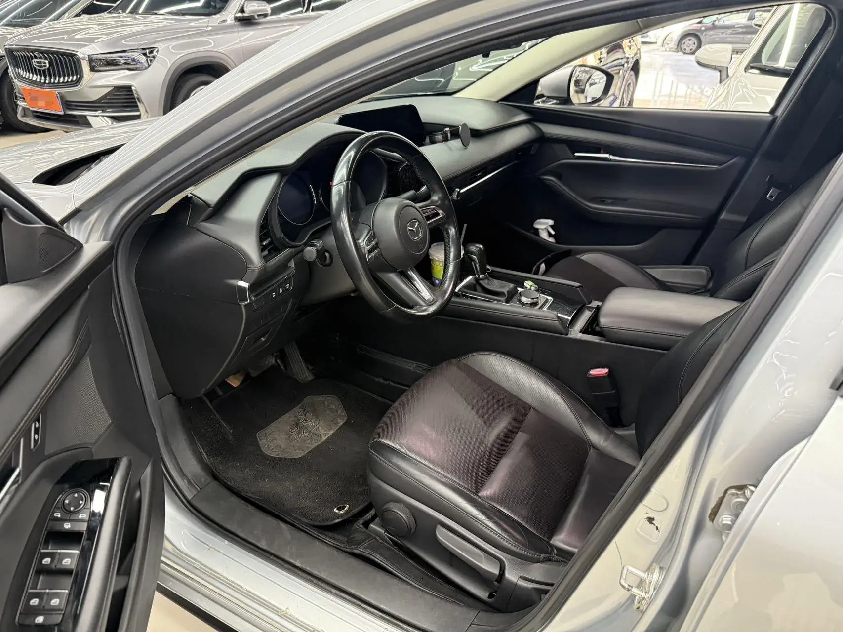 2020 MAZDA 3 thumbnail 3