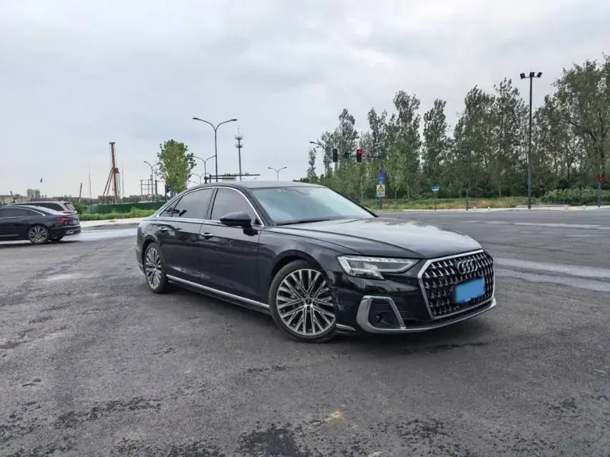 2024 AUDI A8 thumbnail 3