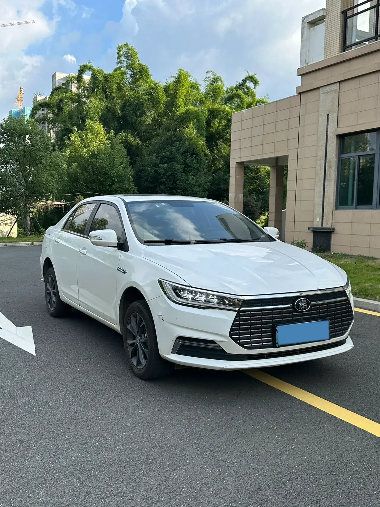 2021 BYD QIN thumbnail 3