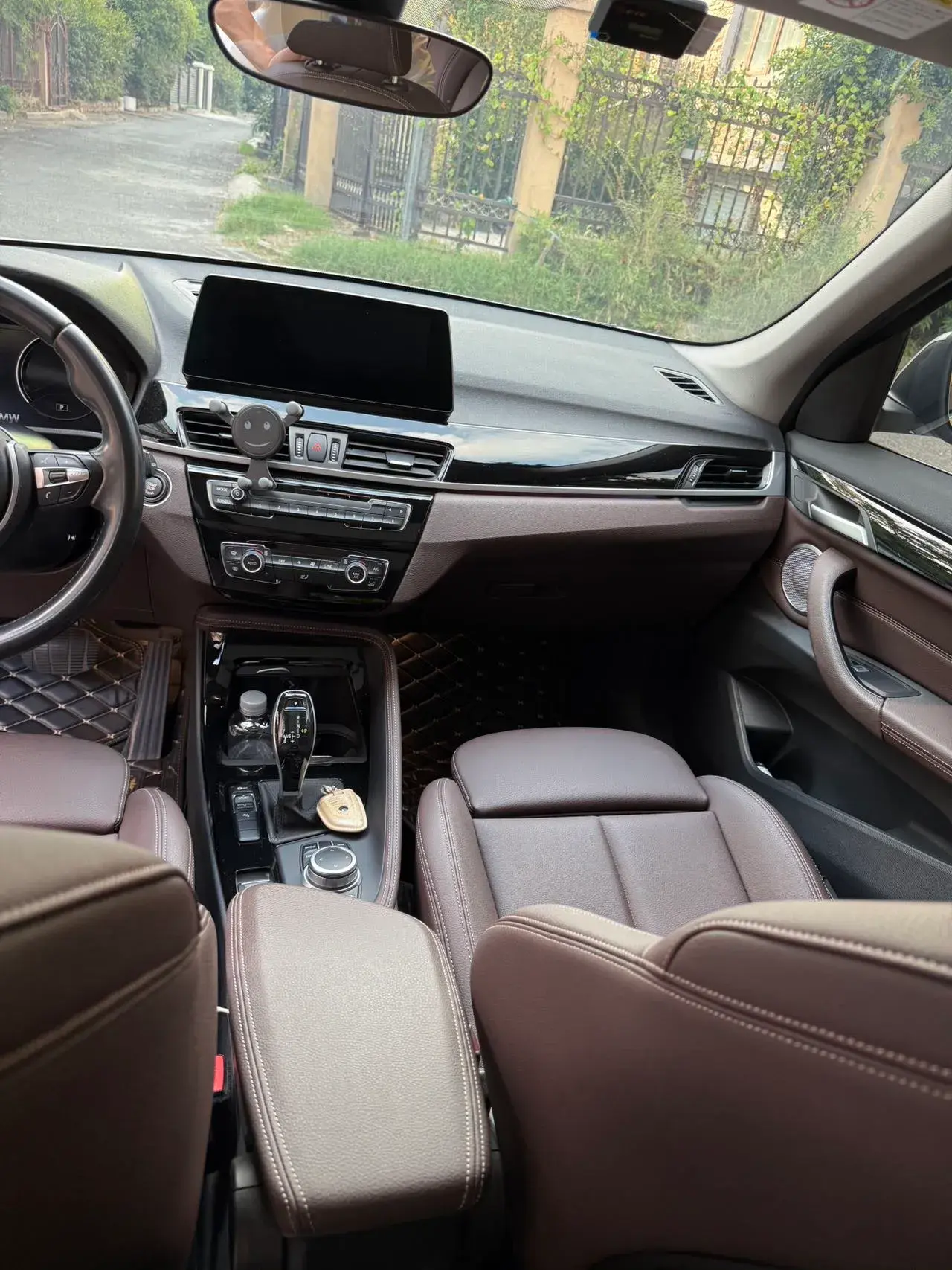 2021 BMW X1 thumbnail 3