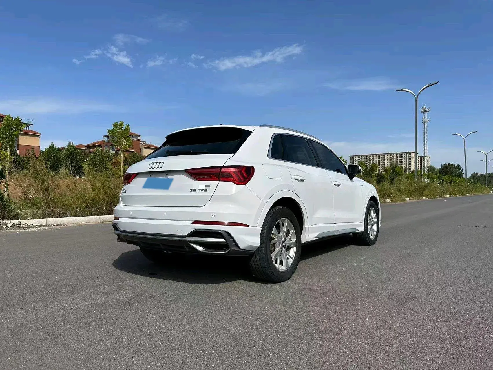 2019 AUDI Q3 thumbnail 4