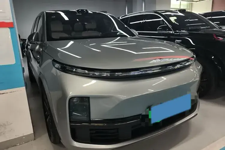 2024 LI L8 thumbnail 3