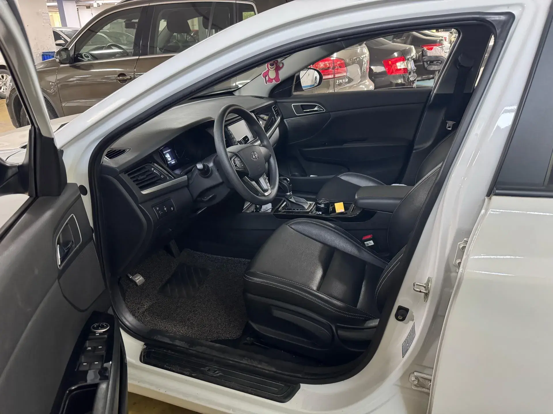 2017 HYUNDAI MISTRA thumbnail 2