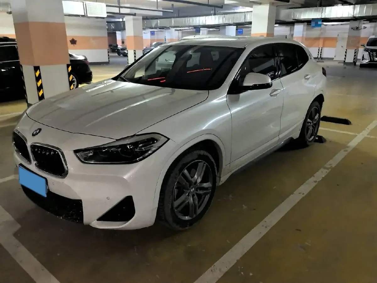 2022 BMW X2 2.0T 192HP L4 7DCT