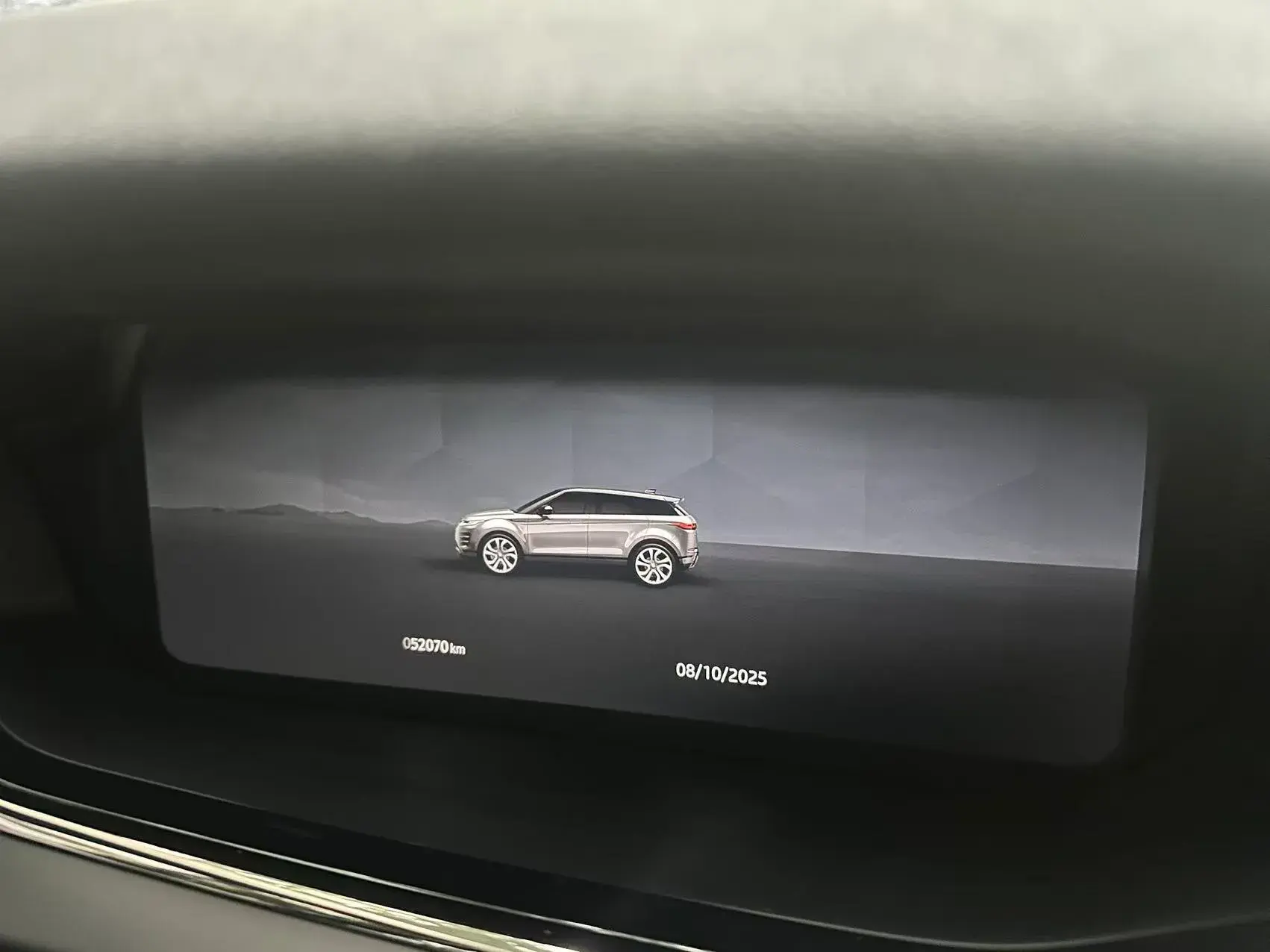 2023 LAND ROVER thumbnail 4