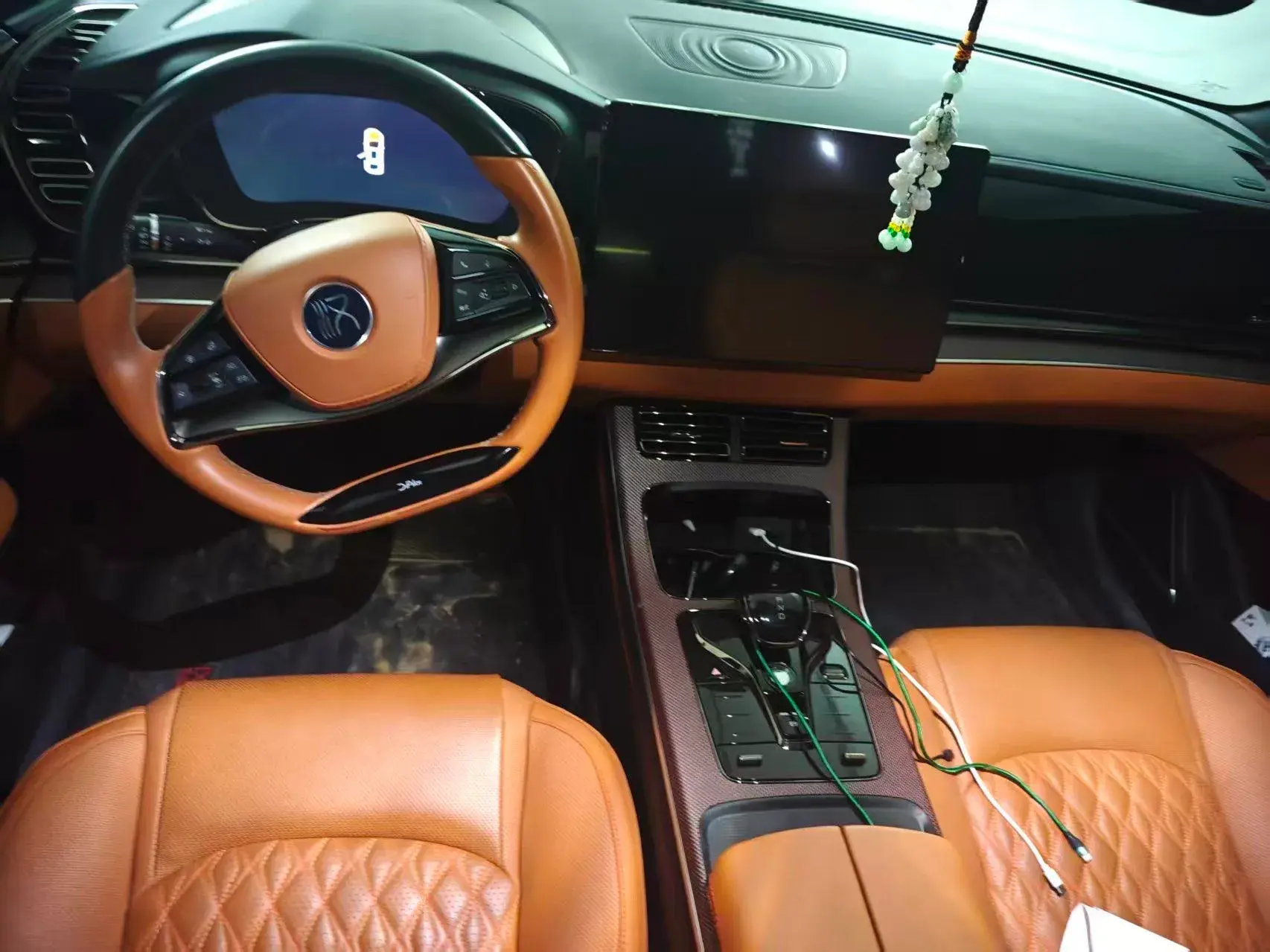 2020 BYD HAN thumbnail 3