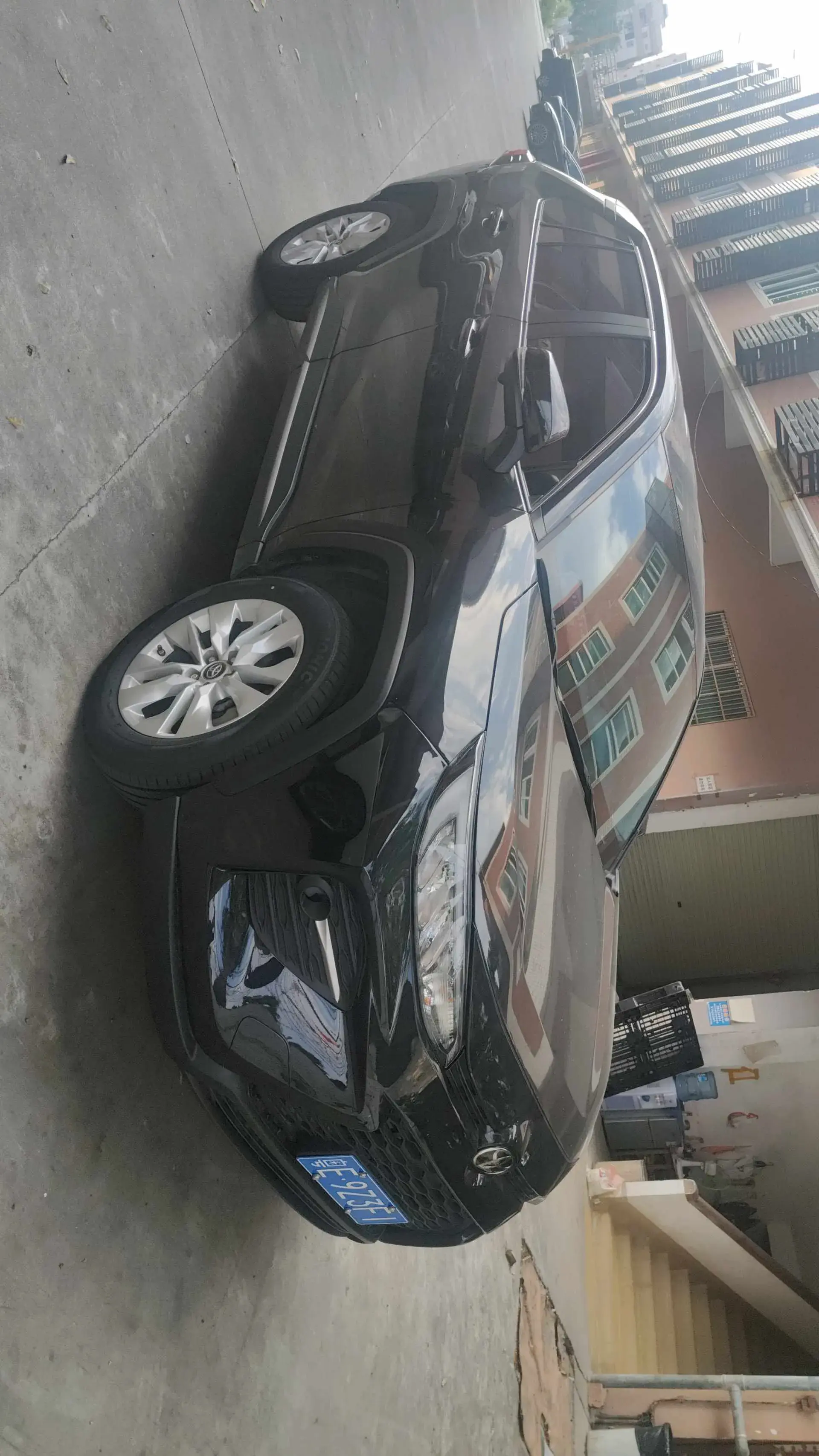 2022 TOYOTA WILDLANDER thumbnail 3