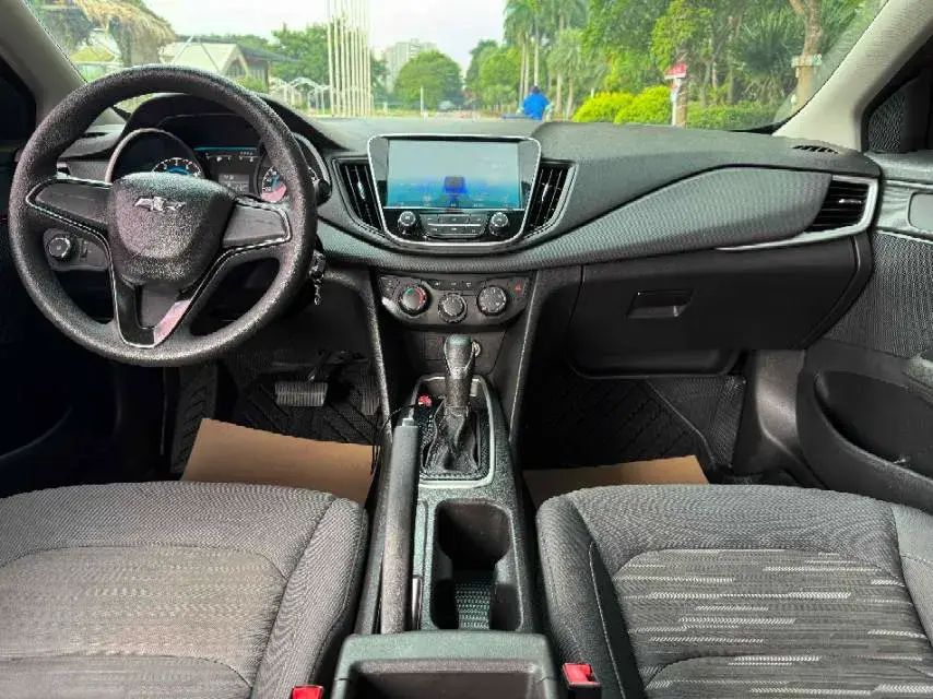 2018 CHEVROLET CAVALIER thumbnail 4