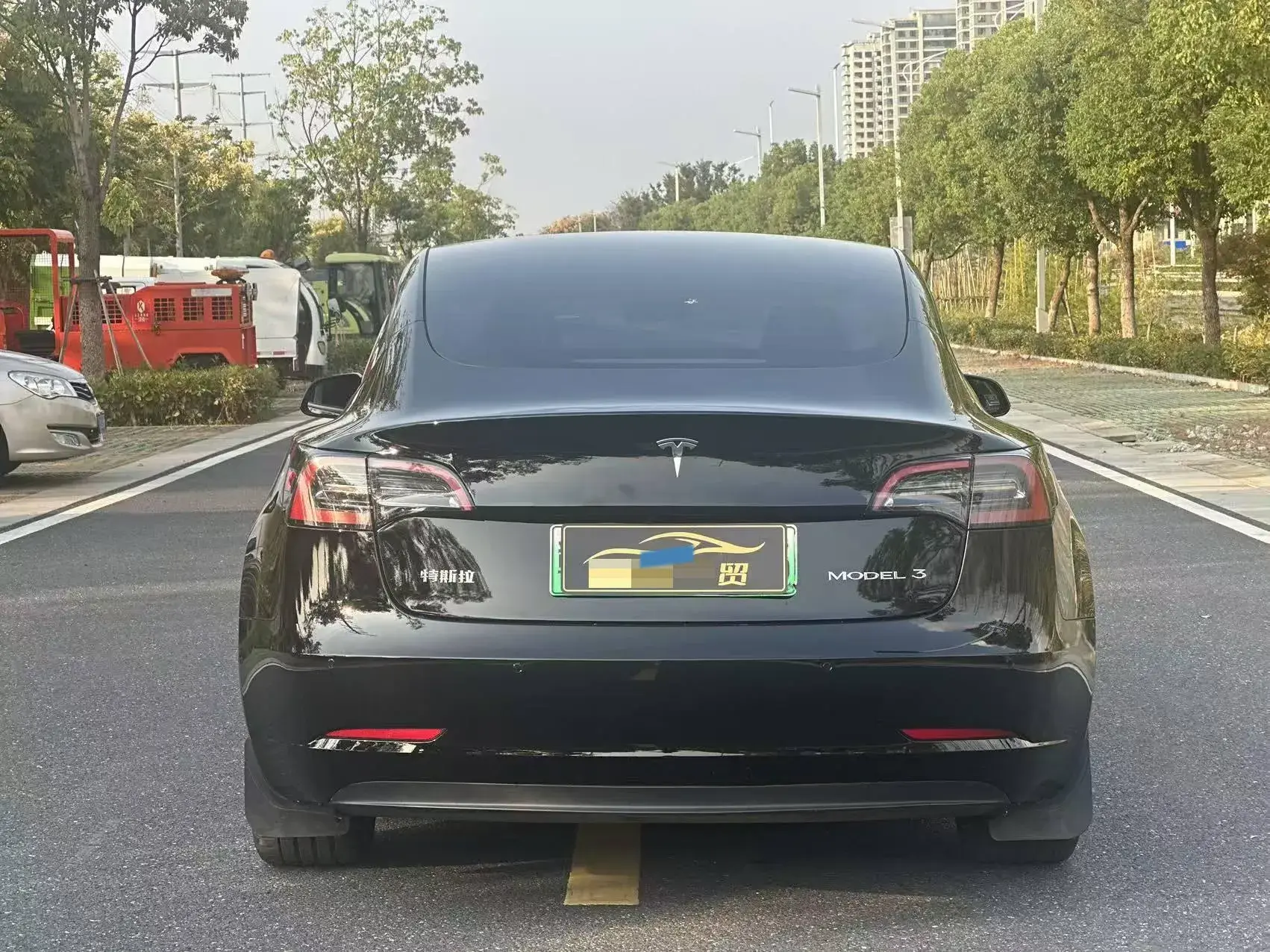 2022 TESLA MODEL thumbnail 4