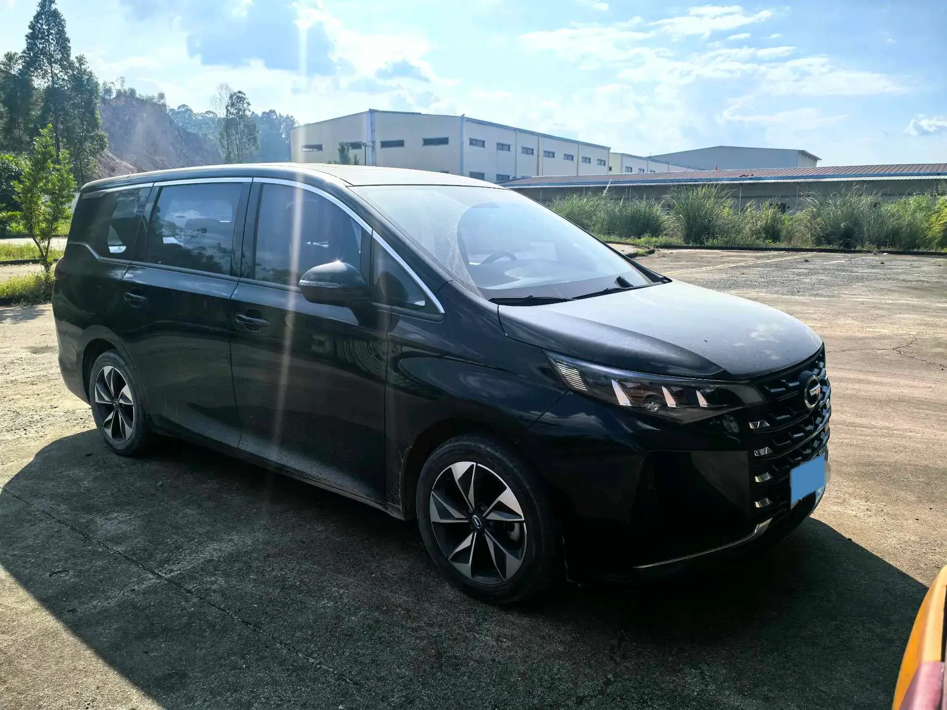 2021 GAC TRUMPCHI thumbnail 3