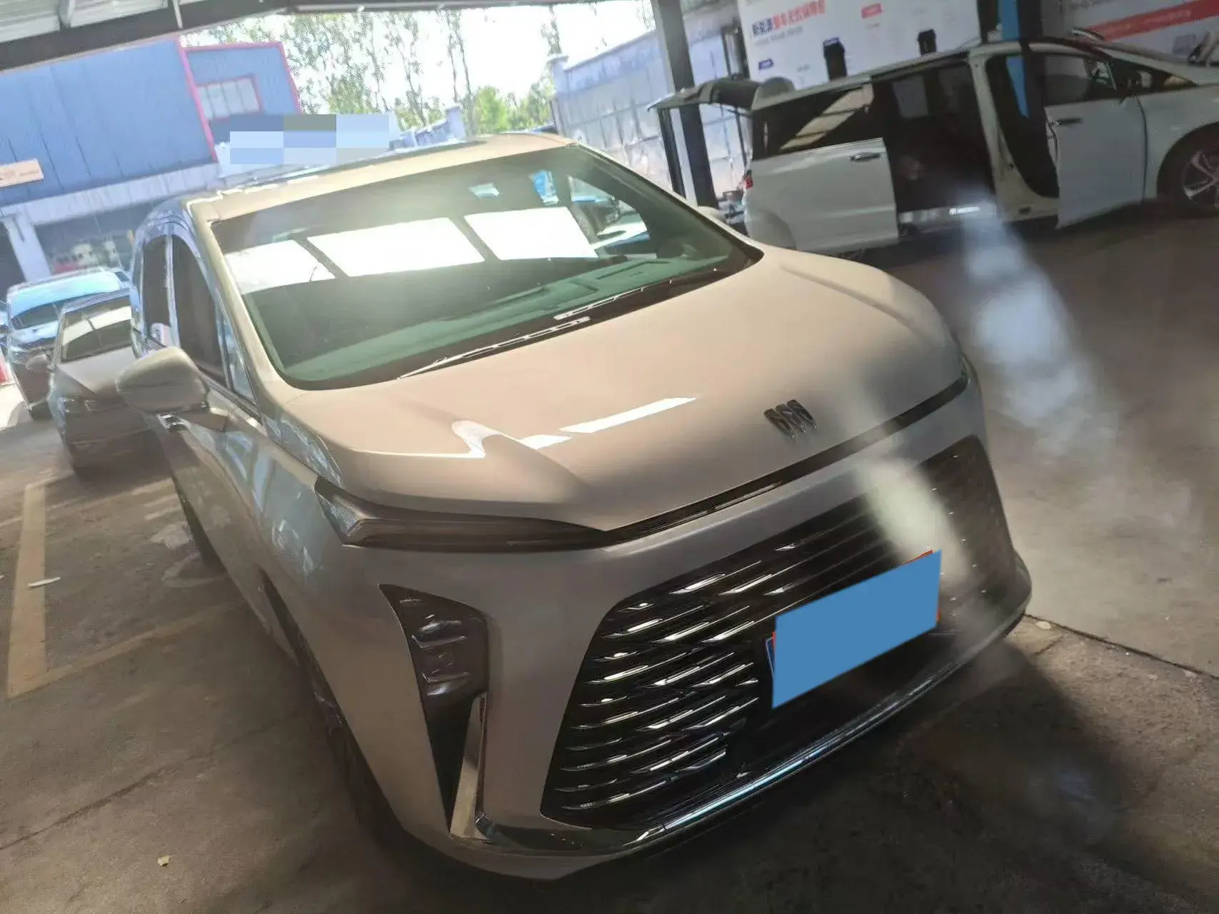 2025 BUICK GL8 thumbnail 2