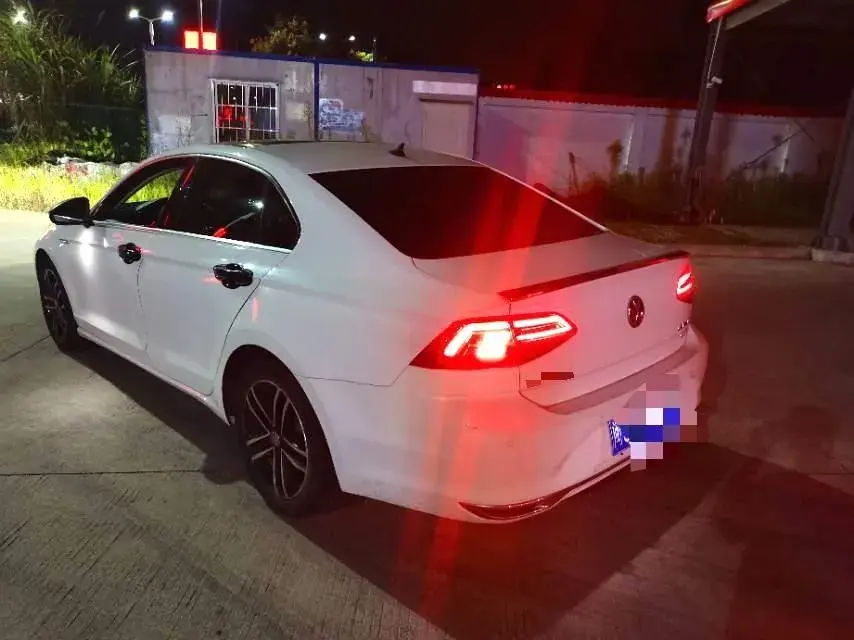 2019 VOLKSWAGEN LAMANDO thumbnail 4