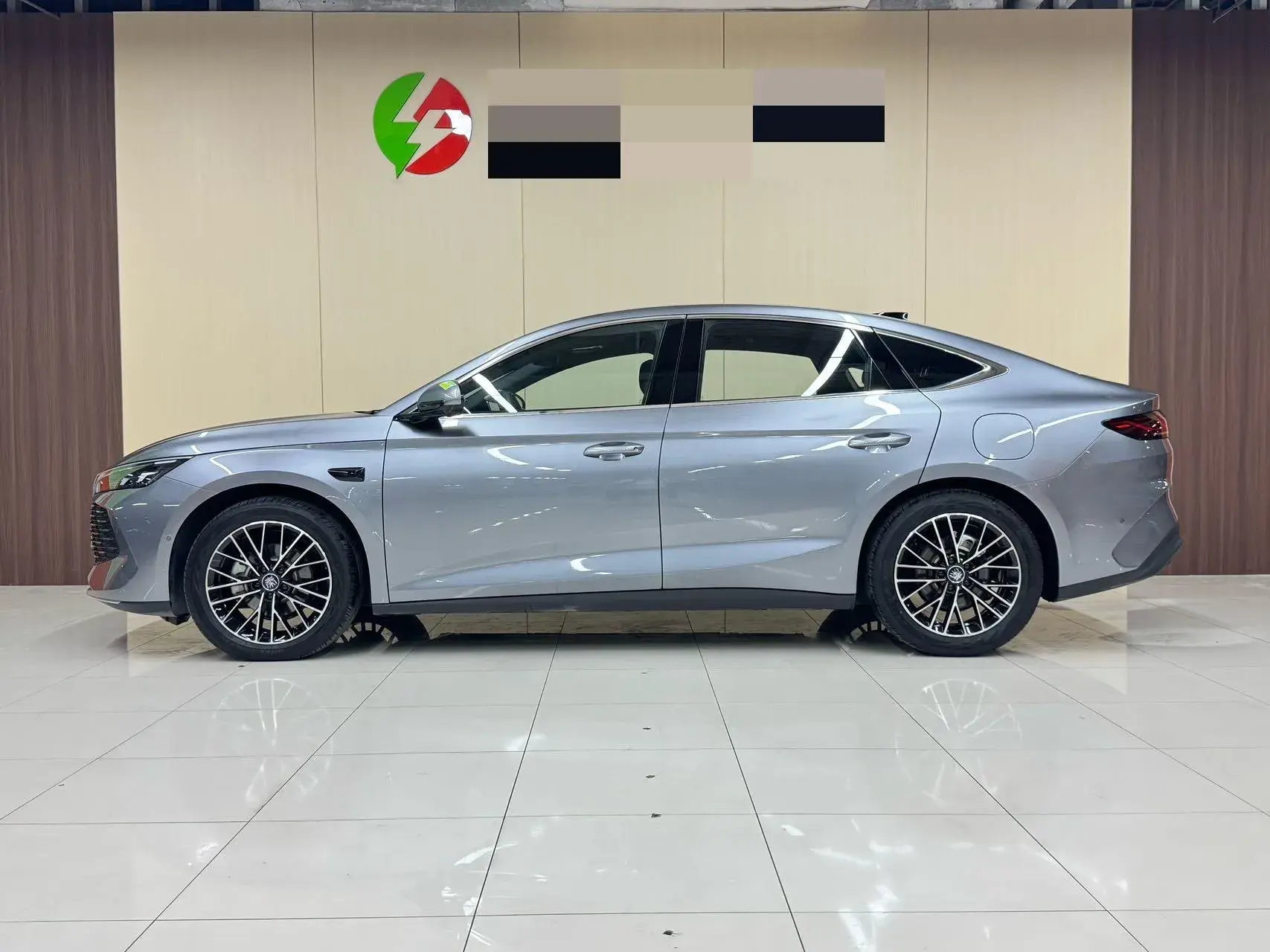 2025 BYD QINL thumbnail 3