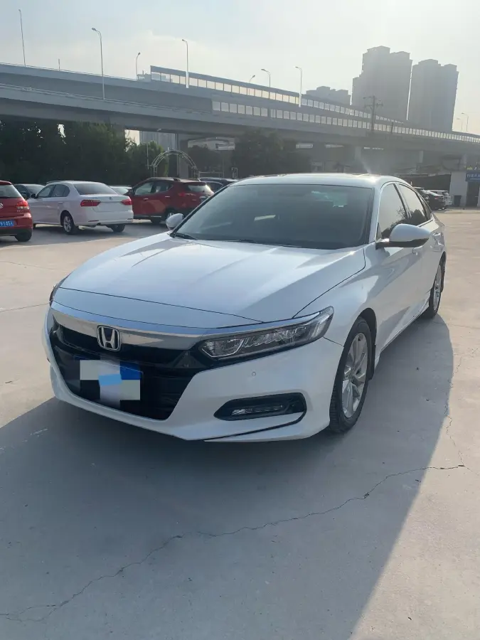 2018 Honda Accord 1.5T 194HP L4 CVT
