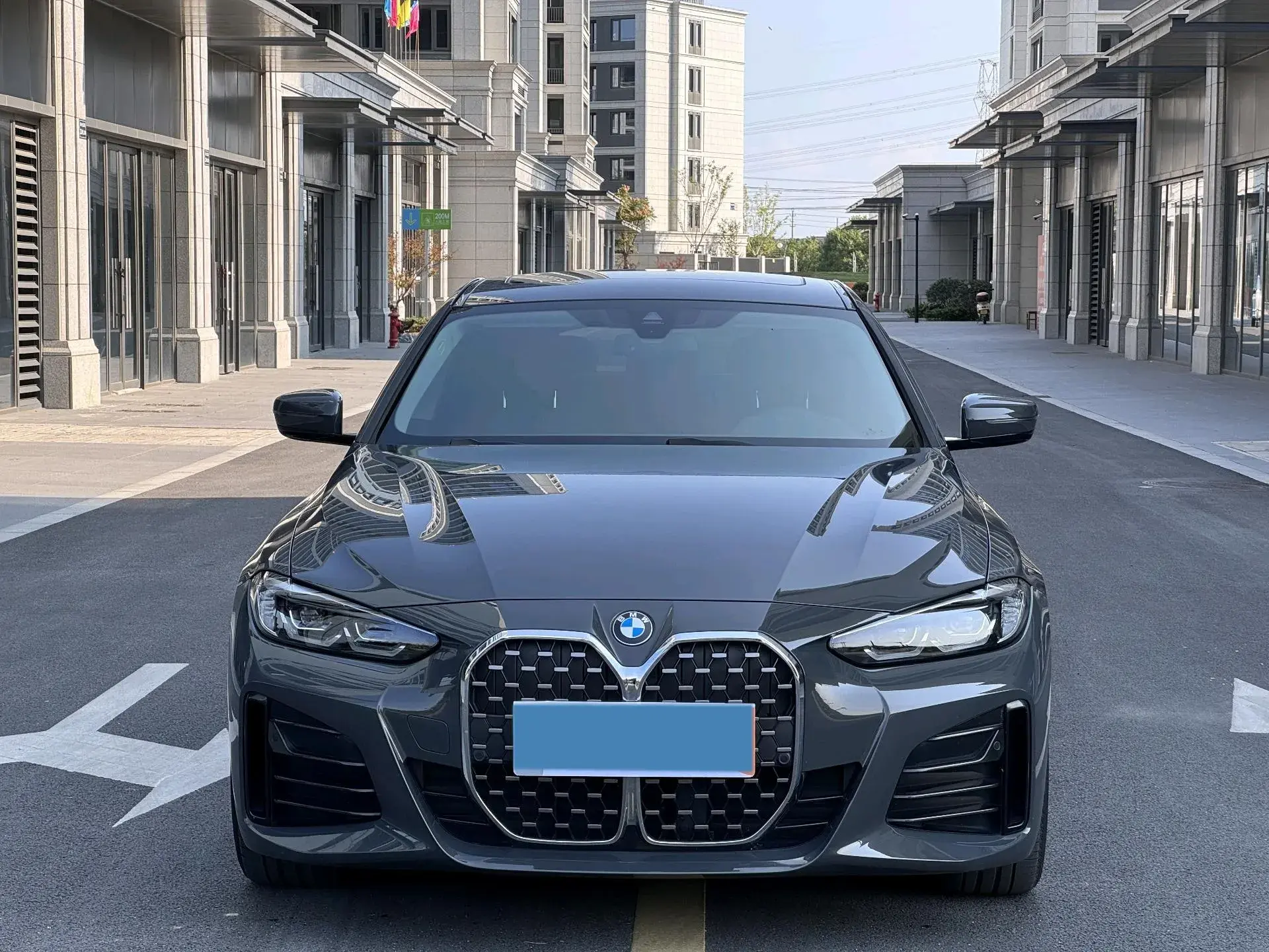 2023 BMW 2 thumbnail 2