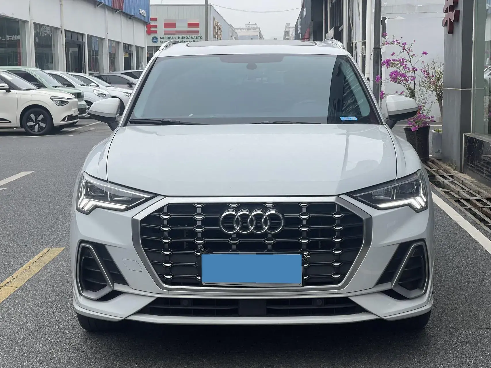 2022 AUDI Q3 thumbnail 2