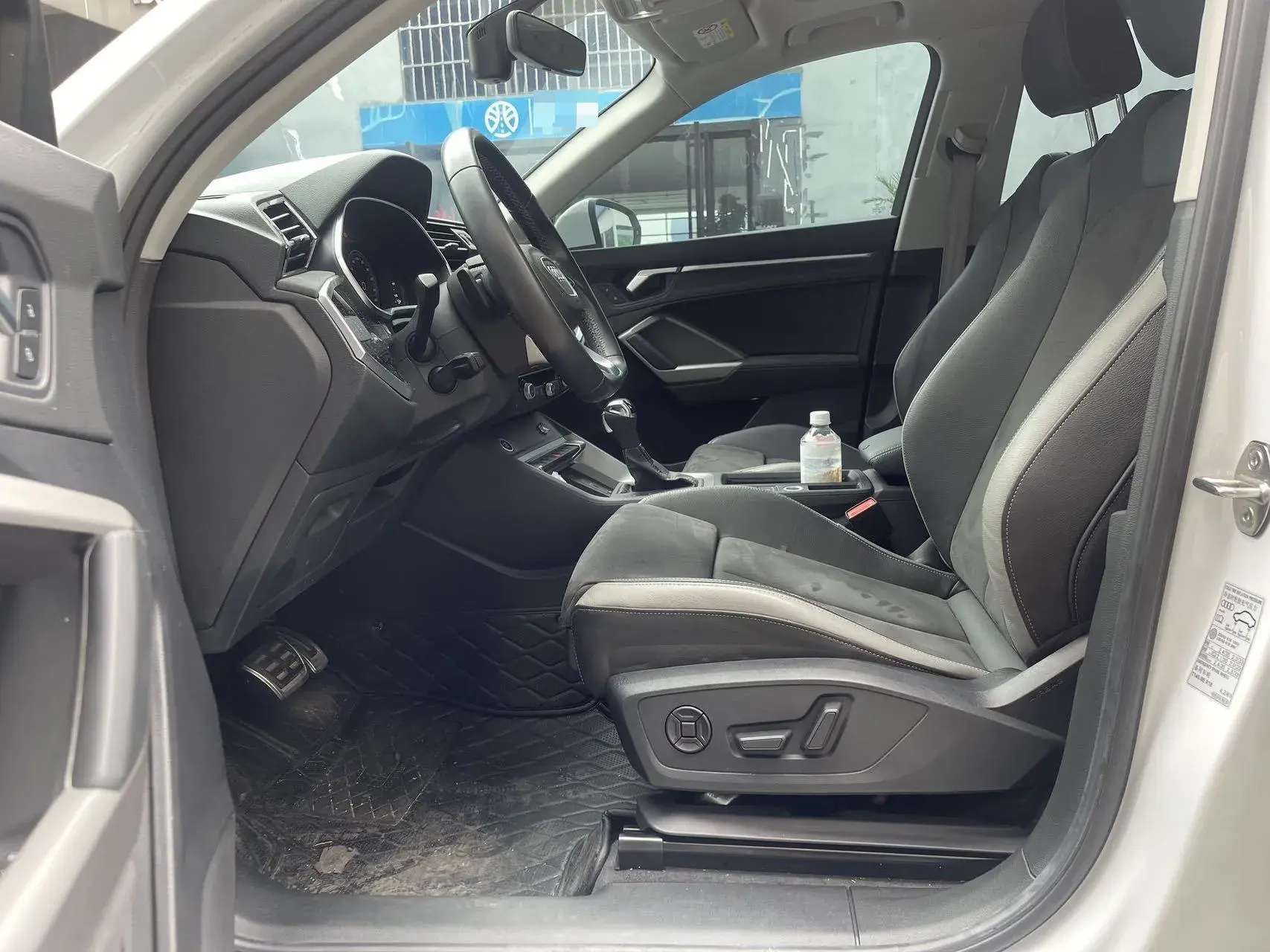 2022 AUDI Q3 thumbnail 4