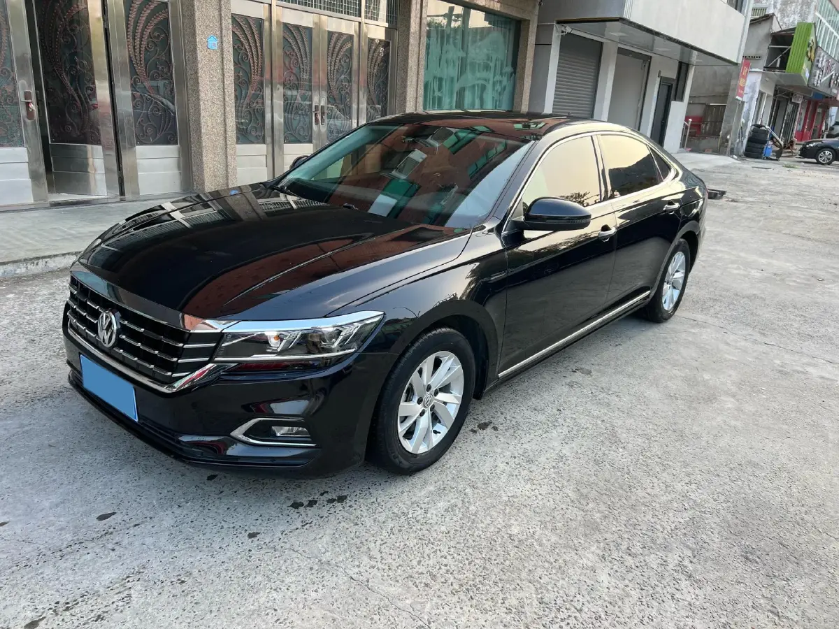 2019 Volkswagen Passat 1.4T 150HP L4 7DCT