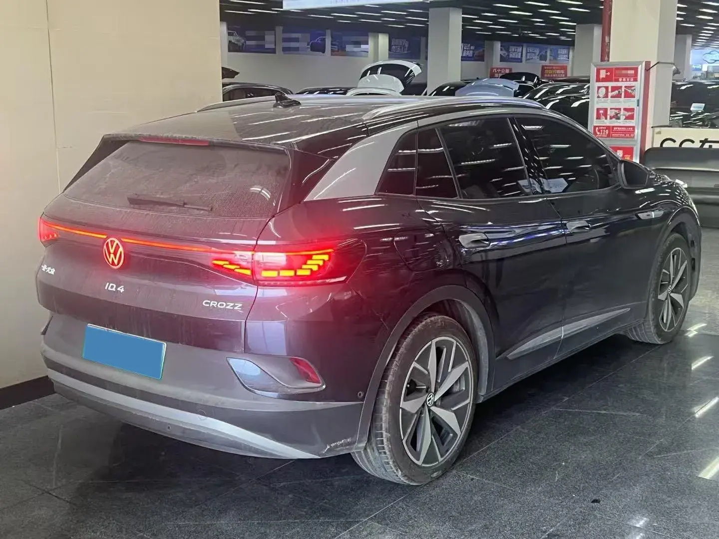 2022 VOLKSWAGEN ID.4 thumbnail 3