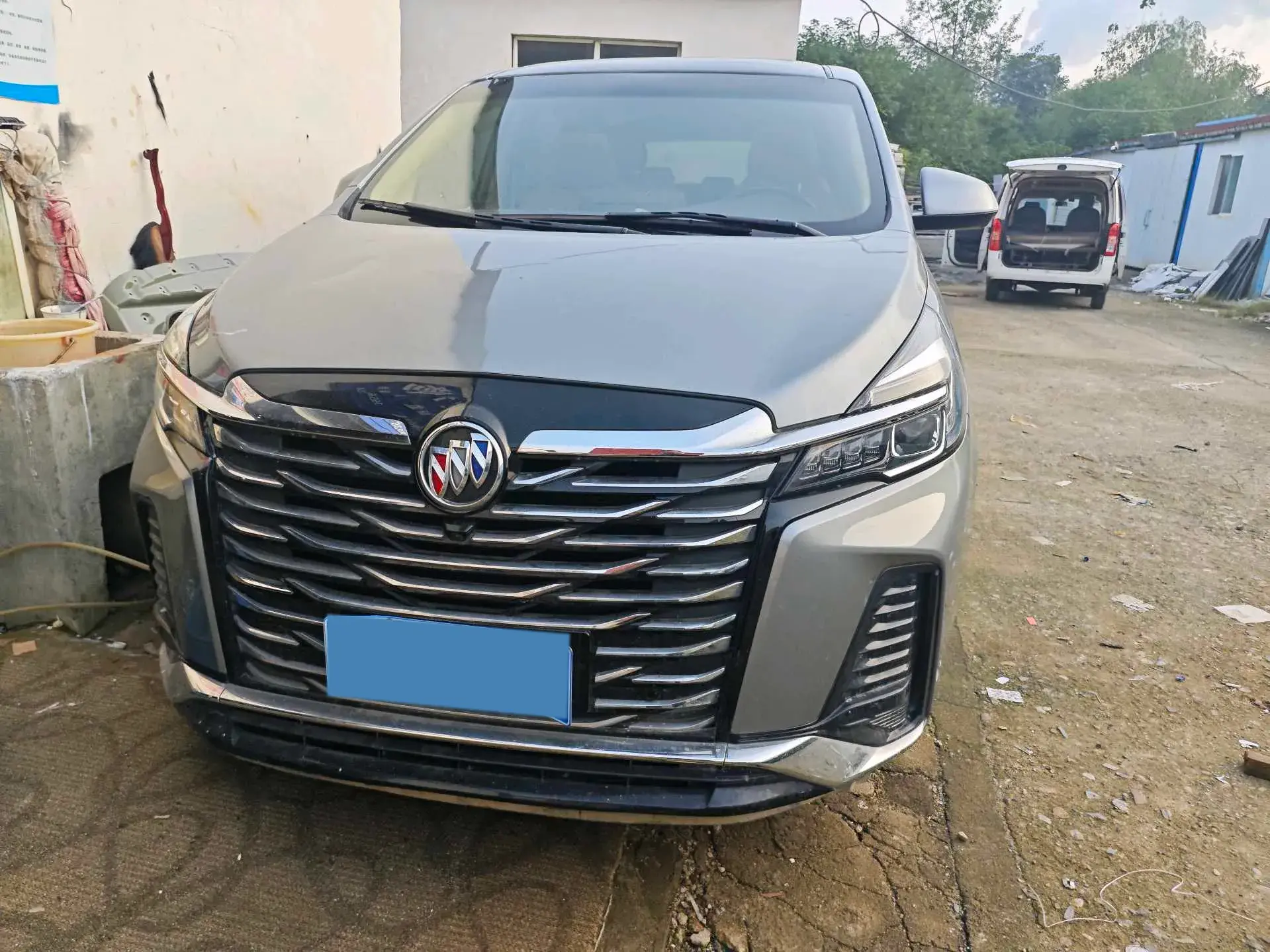 2023 BUICK GL8 thumbnail 3